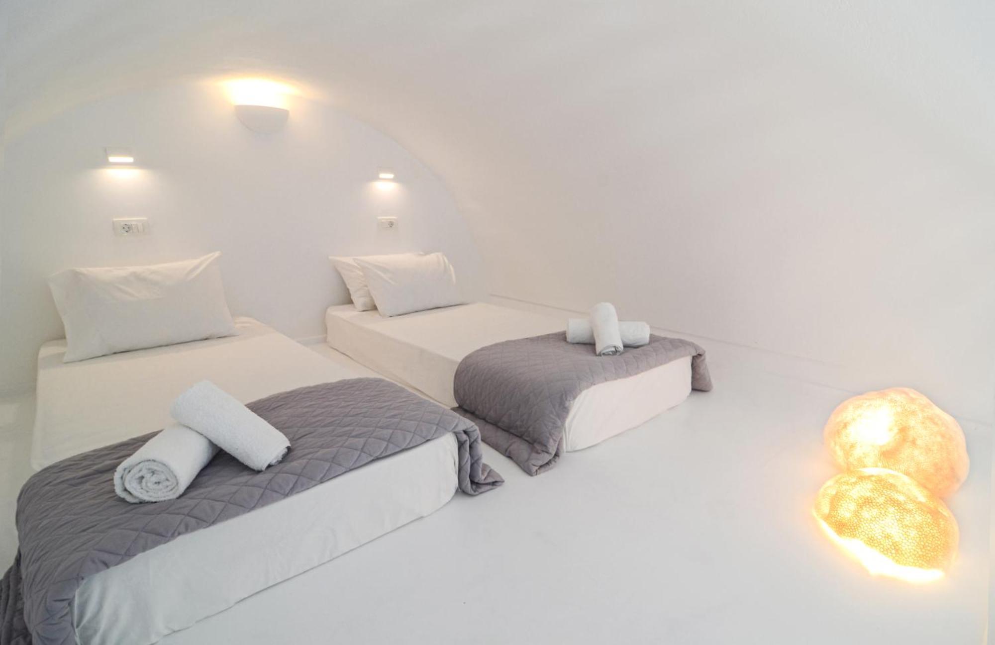 Hermoso Luxury Suites โมโนลิธอส ห้อง รูปภาพ