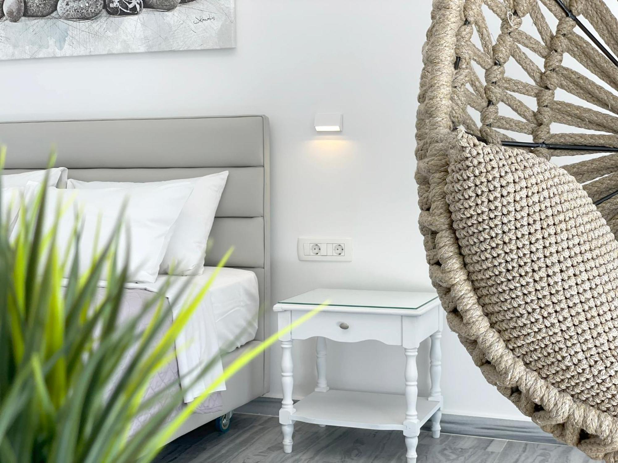 Hermoso Luxury Suites โมโนลิธอส ภายนอก รูปภาพ